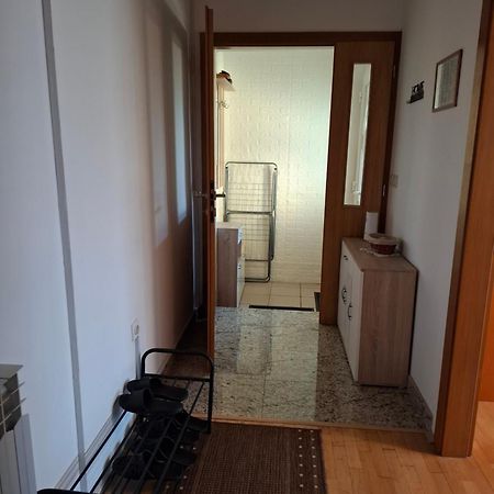 וואראז'דין Apartman Anita מראה חיצוני תמונה