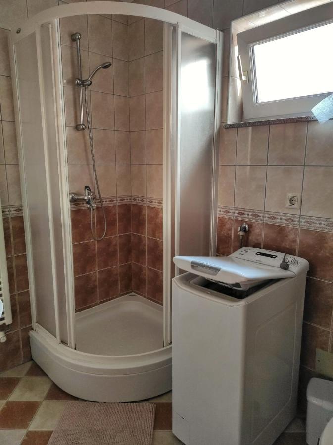 וואראז'דין Apartman Anita מראה חיצוני תמונה