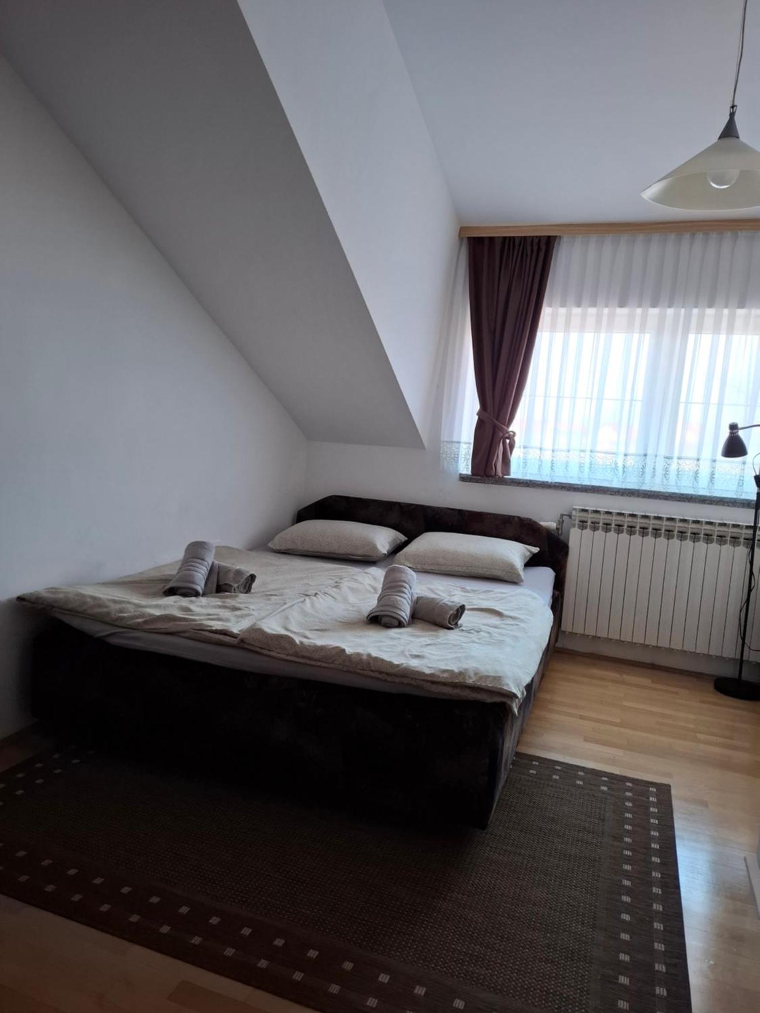 וואראז'דין Apartman Anita מראה חיצוני תמונה